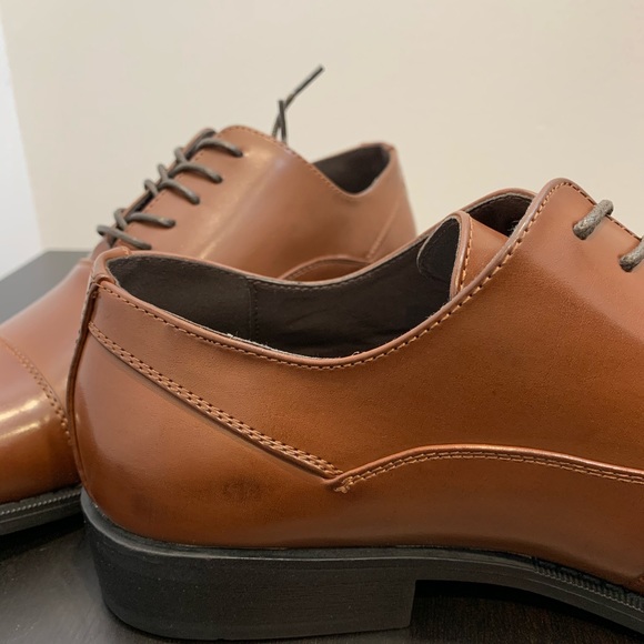 Unlisted by Kenneth Cole- men’s Oxford shoes - Picture 5 of 8